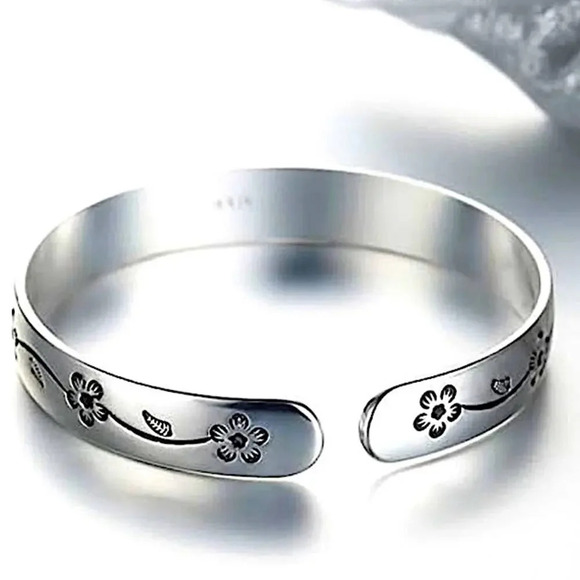 Sterling Silver Flower Bangle Adjustable Cuff Bangle Bracelet - Picture 4 of 5